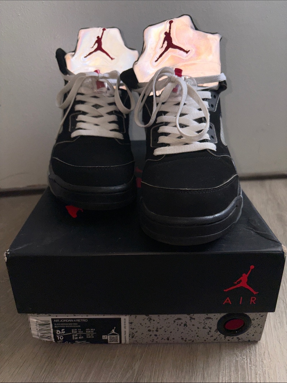 Air Jordan 4 Retro Men’s Black/White/Red Retro Sneakers